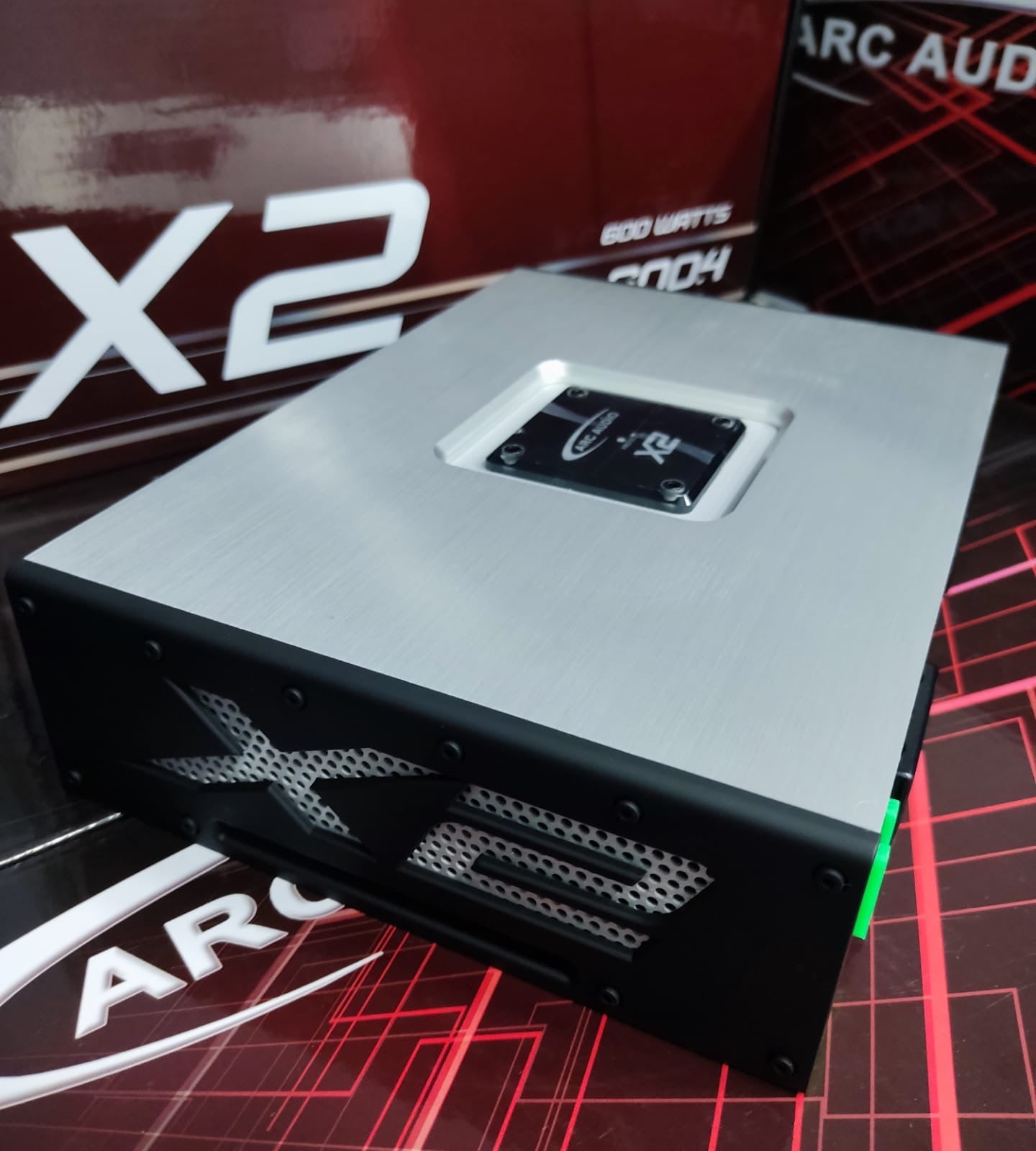 תמונה 2 מתוך 3 של Arc audio X2 600.4